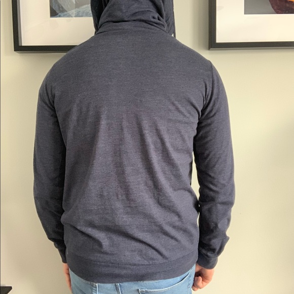 Cropp Sweatshirt - Picture 5 of 6